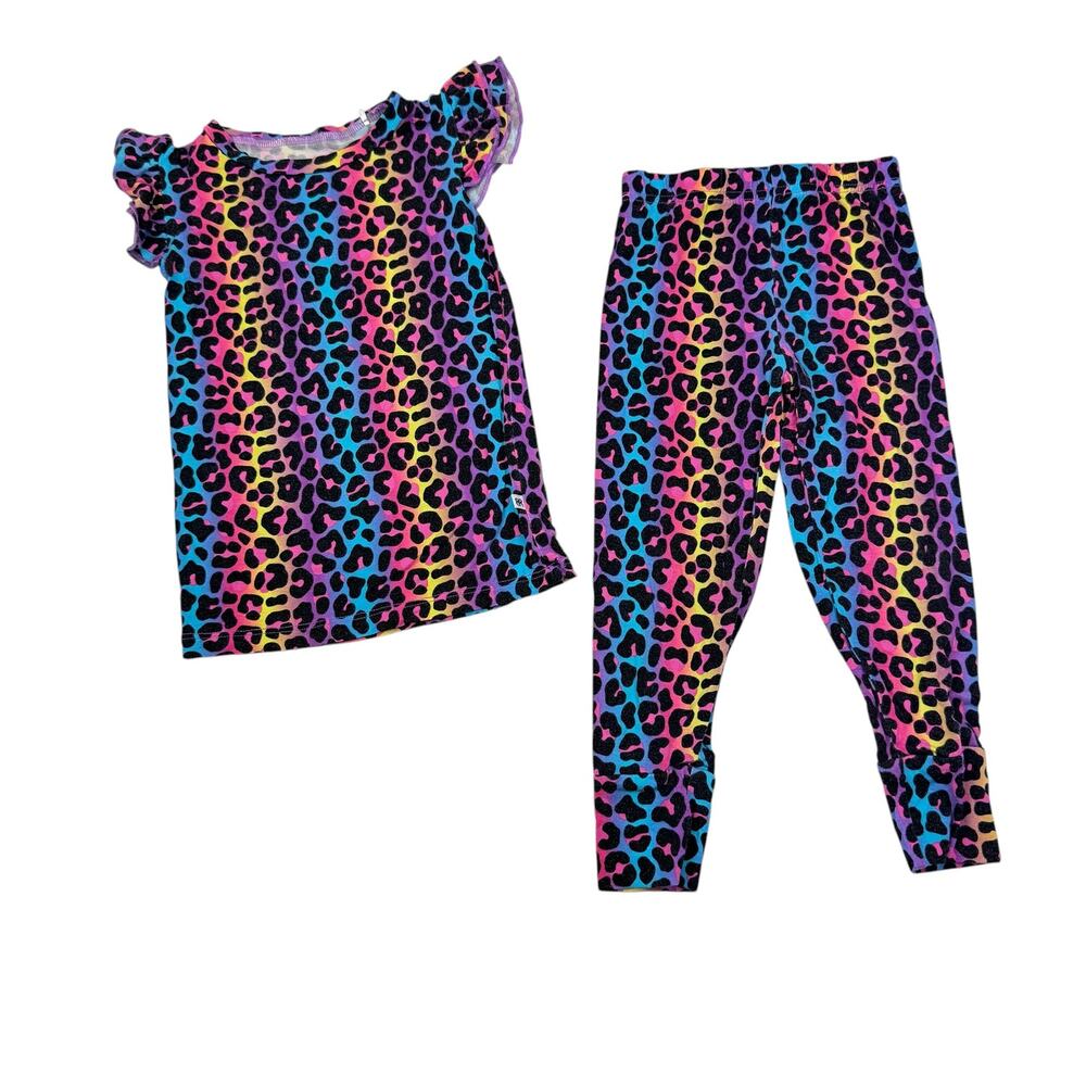 Bums & Roses Bamboo Livin’ La Cheetah Loca Pajama Set, Size 3T